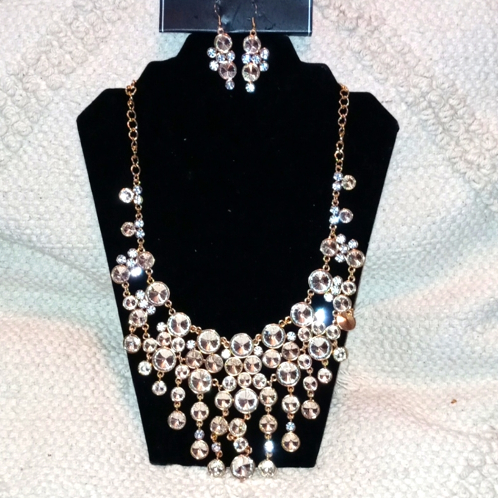 Necklace sets
